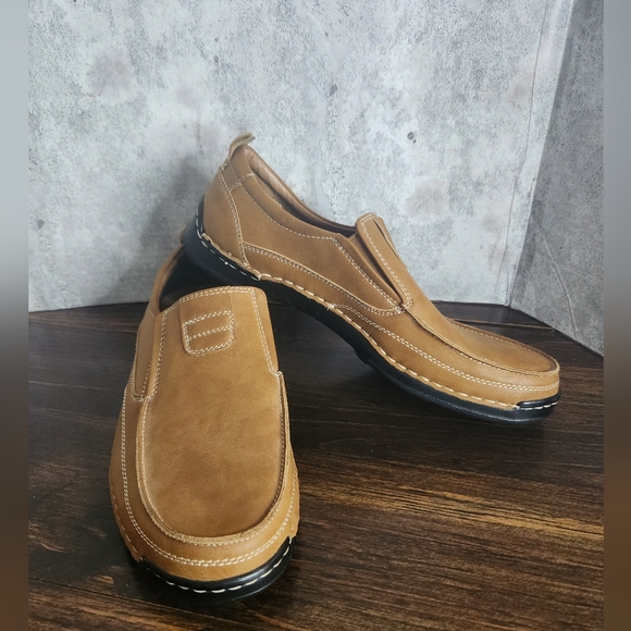 Izod Other - Mens Izod Forman Loafer Memory Foam Faux Leather 9M